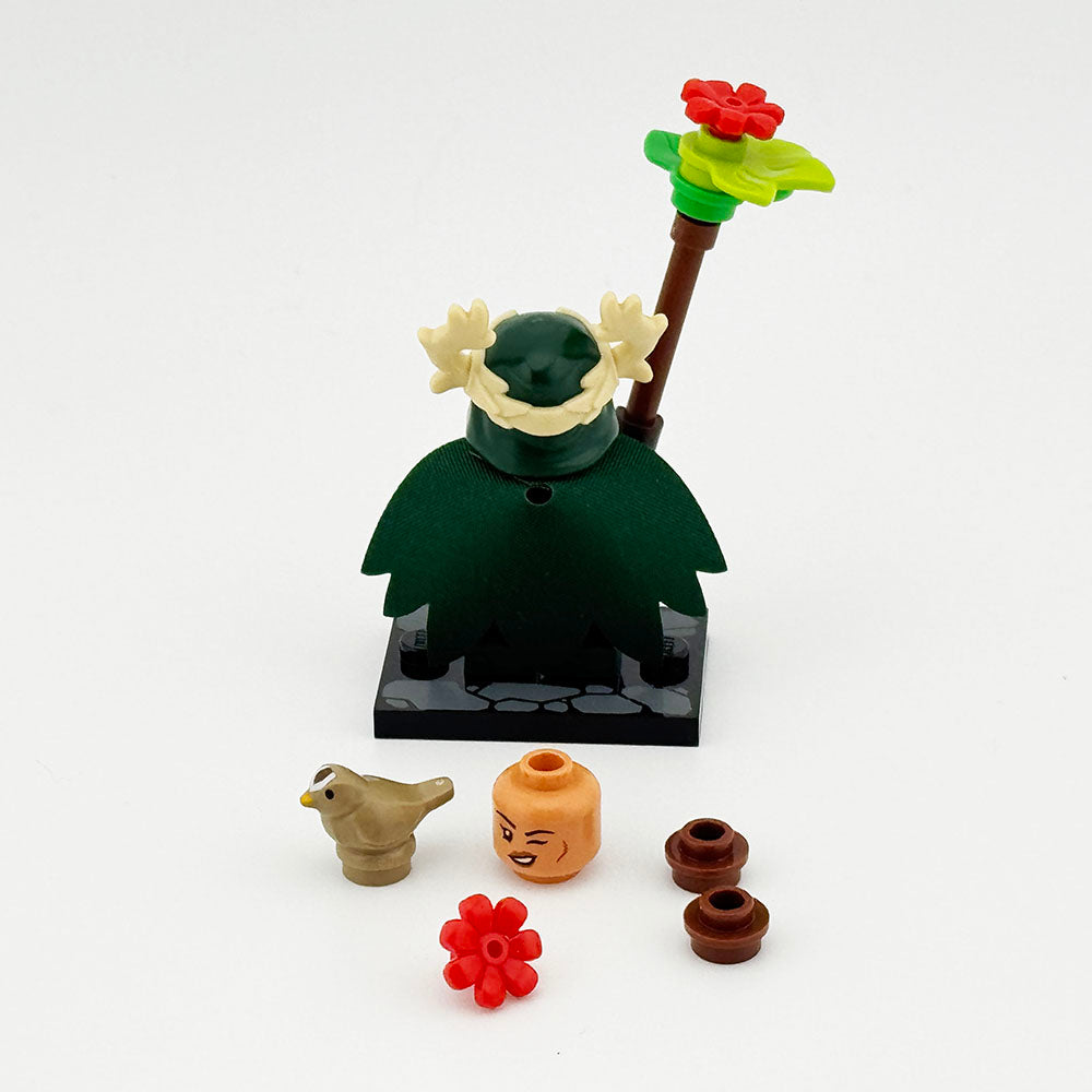 LEGO Dungeons & Dragons Minifigure Halfling Druid Loose