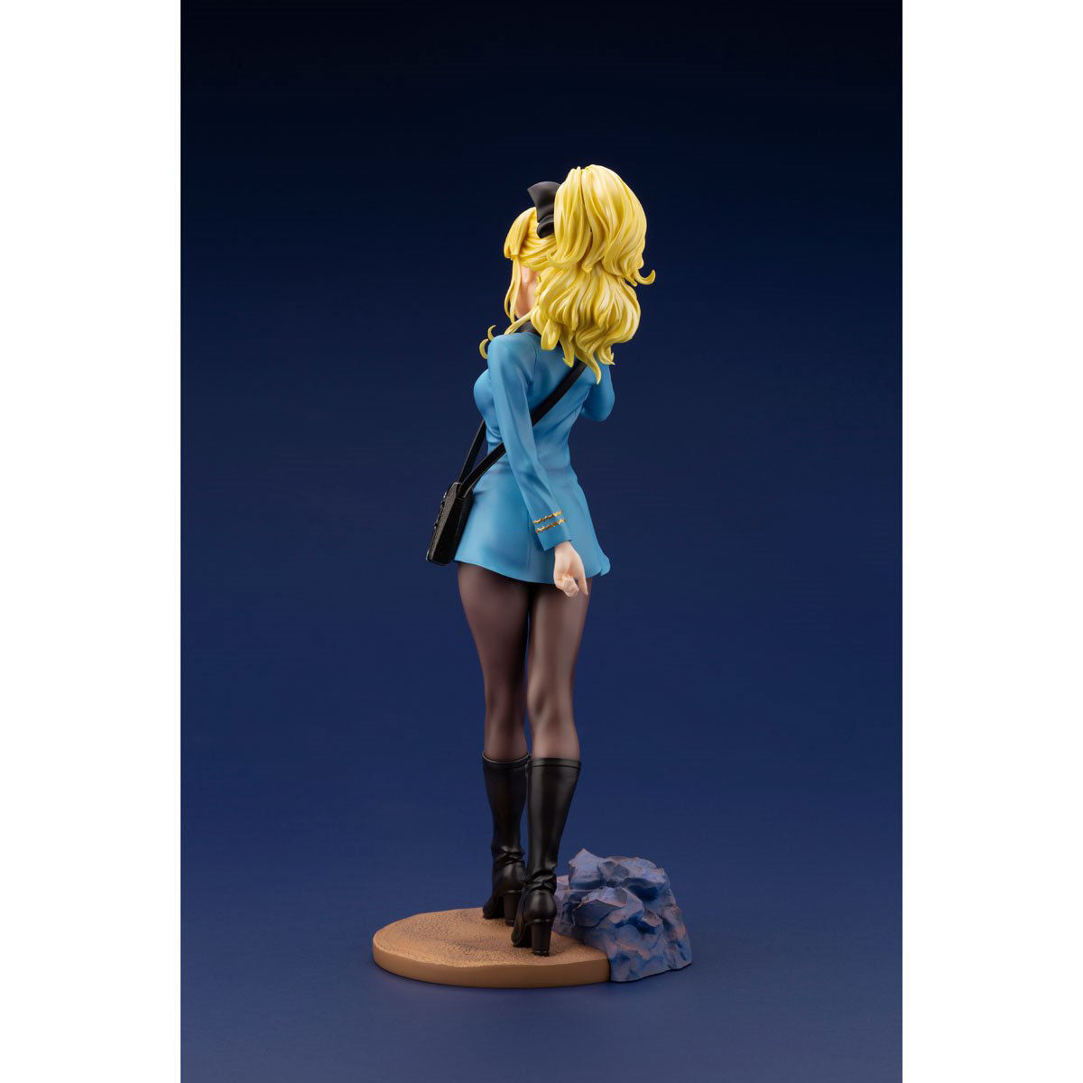 Kotobukiya Star Trek: The Original Series Medical Officer Bishoujo 1:7 Scale Statue - Limited Edition