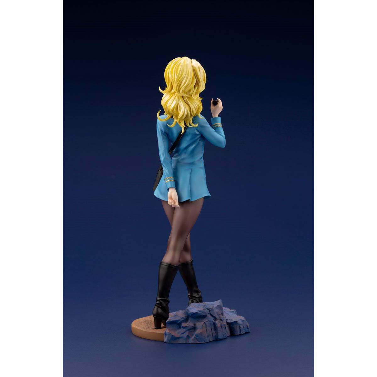 Kotobukiya Star Trek: The Original Series Medical Officer Bishoujo 1:7 Scale Statue - Limited Edition