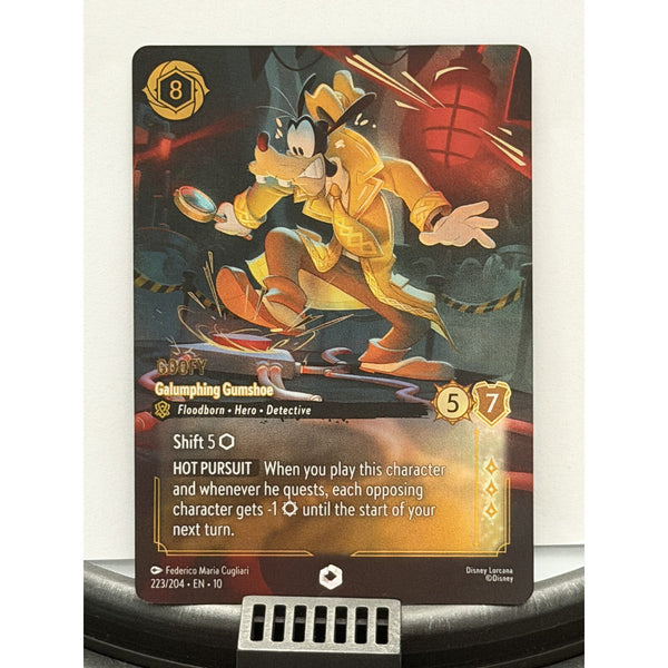 Lorcana - Whispers in the Well - Enchanted - Goofy, Galumphing Gumshoe  - 223/204