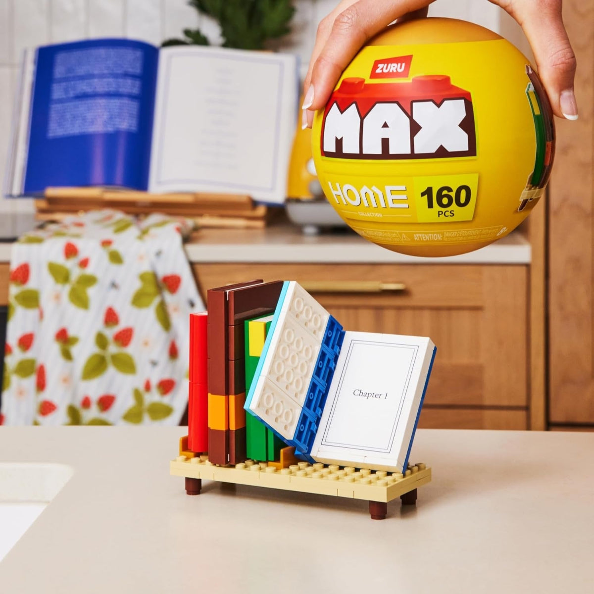 Zuru Max Home Building Bricks 282 Pieces Books & Lamp